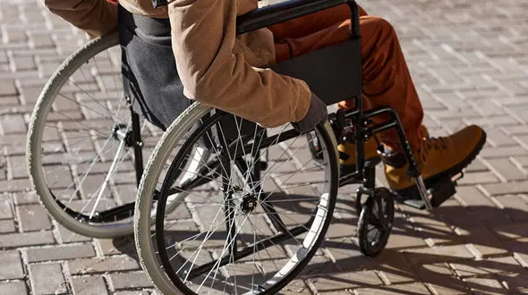 پیرمرد عنکبوتی را ببینید! + فیلم