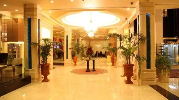 اماراتی ها در ایران هتل می‌سازند