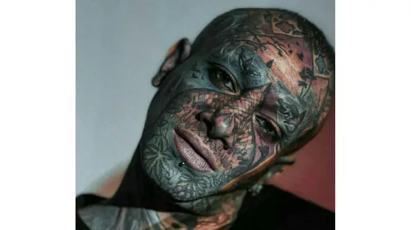 تتلو قاطی کرد ! / باید در تیمارستان بستری شود ! + علت