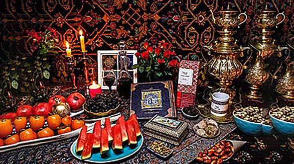 آداب جذاب شب یلدا  / چه کنیم و دعاهای شب یلدا چیست ؟!