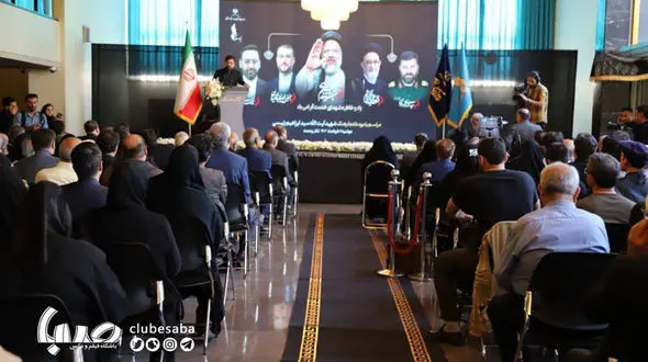 متن بیانیه‌ اهالی فرهنگ و هنر که توسط گلعلی بابایی خوانده شد