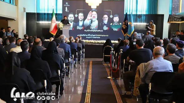 متن بیانیه‌ اهالی فرهنگ و هنر که توسط گلعلی بابایی خوانده شد