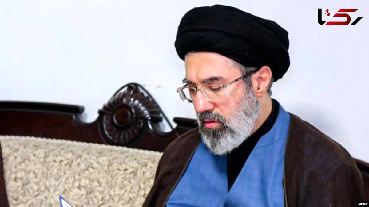 عکس های خانوادگی مجتبی خامنه ای پر از ساده زیستی و وقار / دختر و پسری که پدربزرگ و مادرشان آسمانی شد 