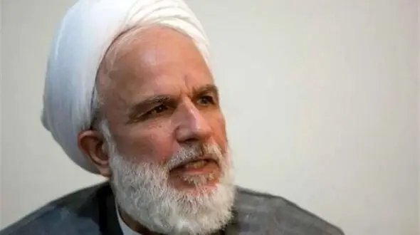 مخالفت آیت‌الله خامنه‌ای با بررسی پرونده فرزندش در کمیته ۳ نفره خبرگان رهبری 