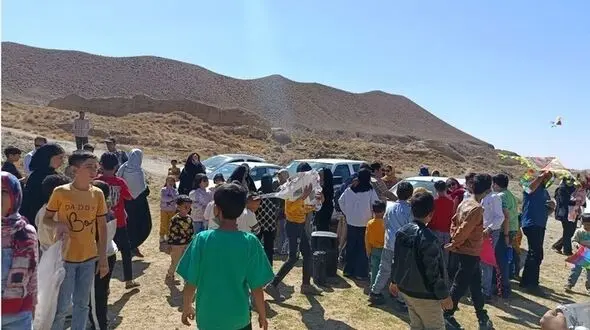 «پرواز کاغذبادها» فردوس در فهرست رویدادهای گردشگری کشور قرار گرفت