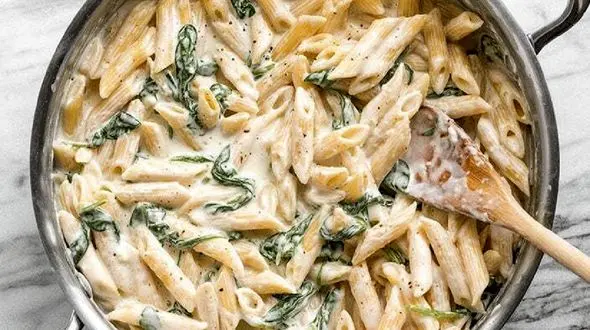 چه غذاهایی شما را گرسنه تر می کند؟ + اینفوگرافی