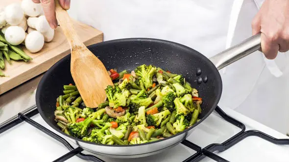 این خوراکی ها را باید پخت و خورد