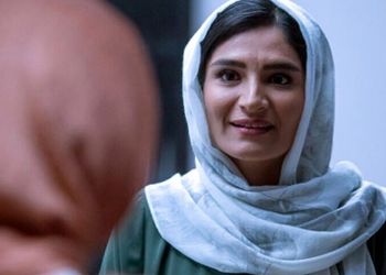 لحظه مواجهه هر دو همسر پارسا پیروزفر در سکانسی پربازدید از سریال «در انتهای شب»+ ویدیو