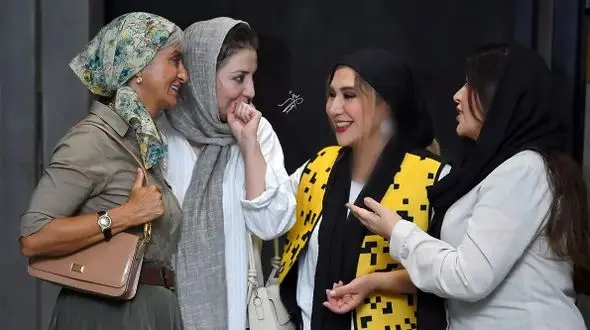 عکس/ نمایش «عامدانه عاشقانه قاتلانه» با هنرنمایی بازیگران زن 