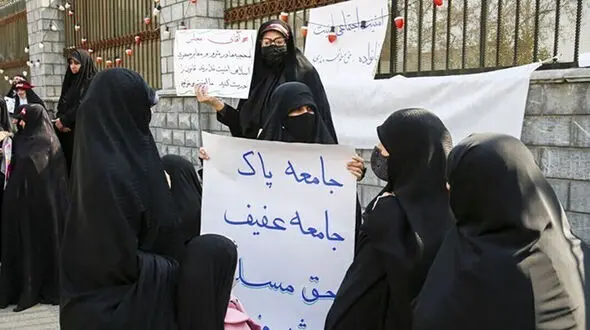 شکایت تحصن‌کنندگان مقابل مجلس از نماینده کاشمردر مجلس  