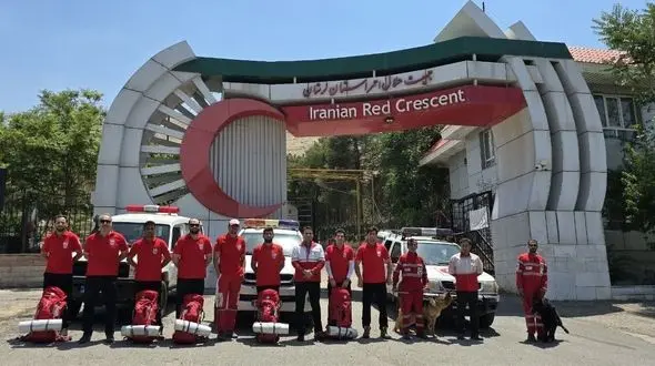 اعزام ۵ تیم عملیاتی به محل حادثه ریزش معدن در شازند/ مدیرعامل جمعیت هلال‌احمر لرستان خبر داد