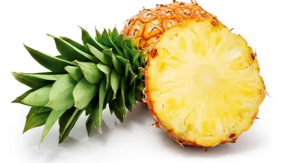 مصرف آناناس برای این بیماران ممنوع است!