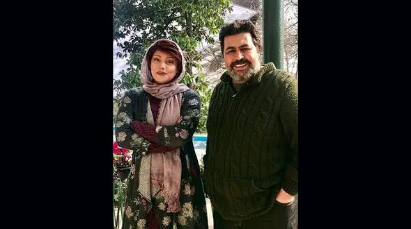 ذوق شبنم مقدمی از جایزه گرفتن فرهاد اصلانی+عکس
