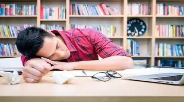 چرت نیمروزی، کلید طلایی برای افزایش سلامت مغز