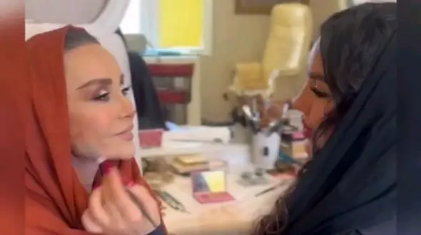 فیلم میکاپ متفاوت حدیث فولادوند / خانم بازیگر با این چهره شبیه سرخپوست ها شد !