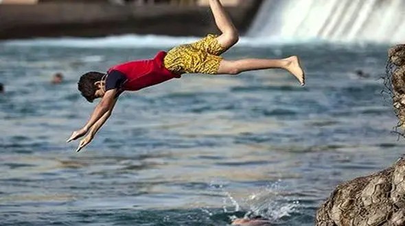 شنای مرگبار جوان ۲۵ ساله در بشار یاسوج !