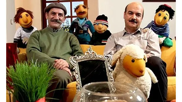 ورود کلاه قرمزی به شبکه نمایش خانگی زنگ خطری برای جامعه عروسکی است+عکس 