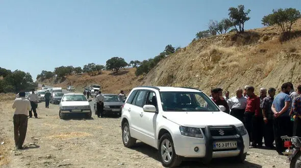 دستور ویژه مقام ارشد قضایی برای رسیدگی به حمله مسلحانه در کرمانشاه+عکس و فیلم از صحنه حادثه