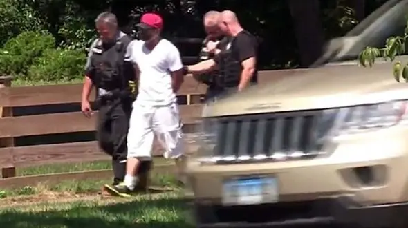 اقدام هولناک پدر معتاد با دختر19 ساله اش+عکس