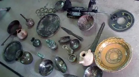 دستگیری باند سارق میراث فرهنگی در گتوند خوزستان