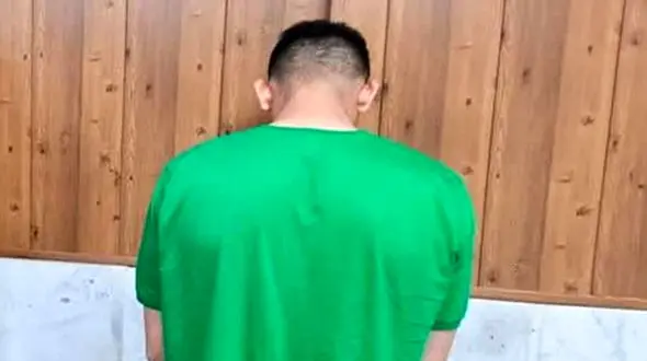 این مردان را می شناسید / در میدان بهارستان موبایل می دزدیدند