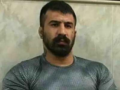 فیلم / پدر وحید مرادی از چگونگی قتل پسرش در زندان پرده برداشت ! / 32 زندانی ریختن سرش وگرنه حریفش نمی شدند