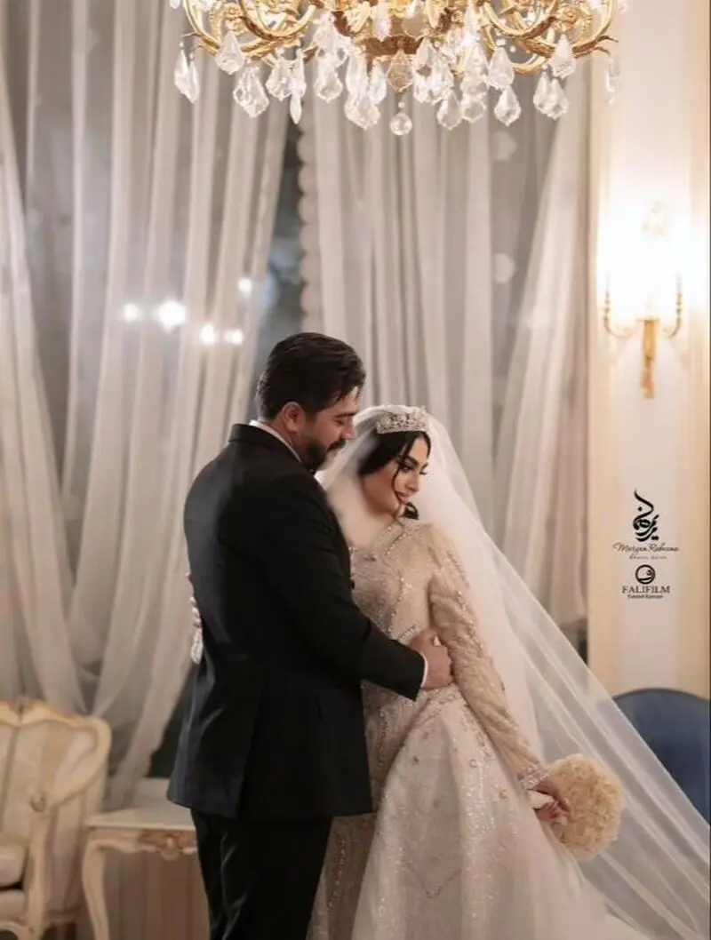 مریم مومن