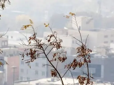 افزایش آلودگی هوا در کلانشهرها تا یکشنبه؛ بارش برف و باران در پیش است