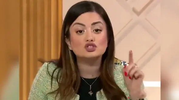 فیلم شرم آور از توهین خانم مجری شبکه من و تو به مردم ایران ! / هزار بار هم می گویم بی شرف !