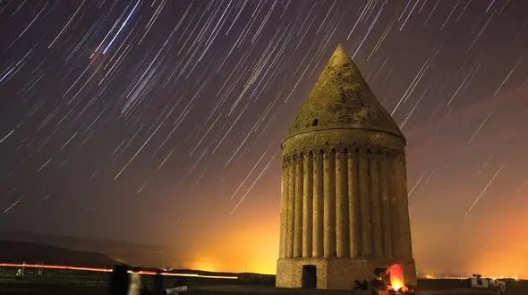 برج رادکان؛ میراث علمی و هنری ایران زمین + فیلم