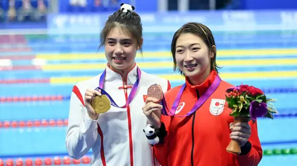 اشک قهرمان چین برای رقیب: بازگشت از سرطان!