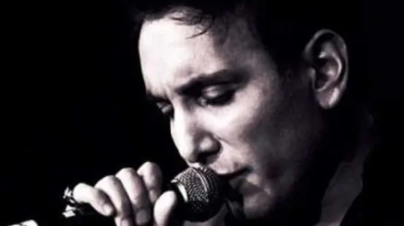 دانلود آواز باشکوه  شادمهر عقیلی / آهنگ ز سوزسینه هرشب ... + متن