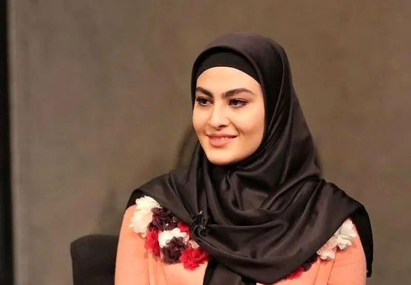 مریم مومن از 