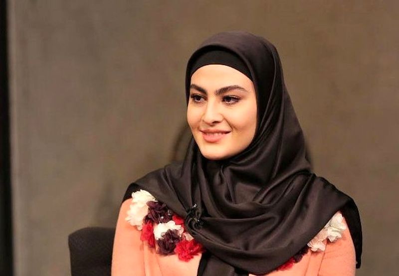 مریم مومن از 