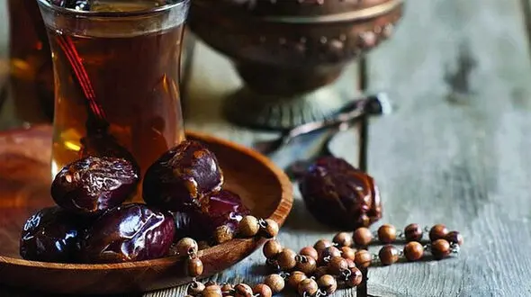 دفتر طب سنتی وزارت بهداشت به روزه داران توصیه کرد