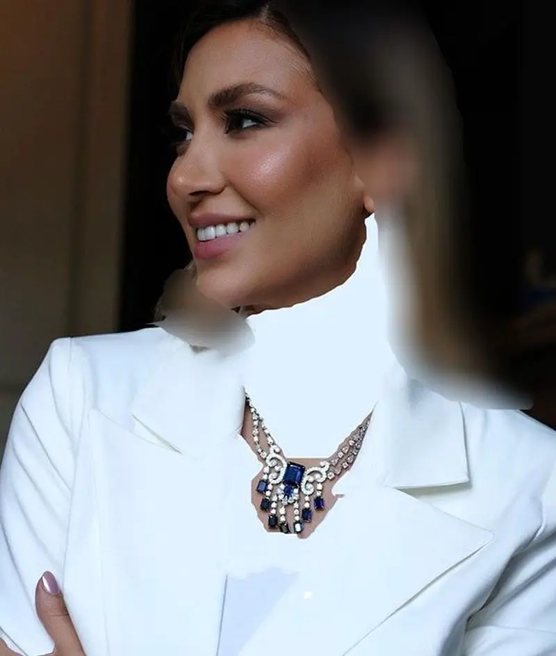 مینا مختاری