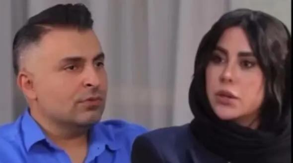 فیلم / رونمایی علیرضا طلیسچی  از همسرش در 40 سالگی: معیارهای عروس خانمم 3 تاس  توحید، معاد و نبوت .../قبلا هم به آقای مدیری گفته بودم باید...
