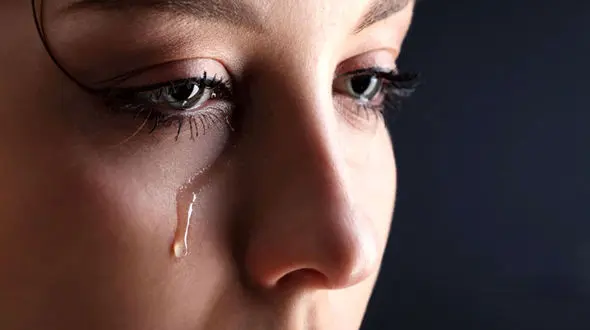 فقط آقایون بخوانند / دلایلی که همسرتان را غمگین کردید!