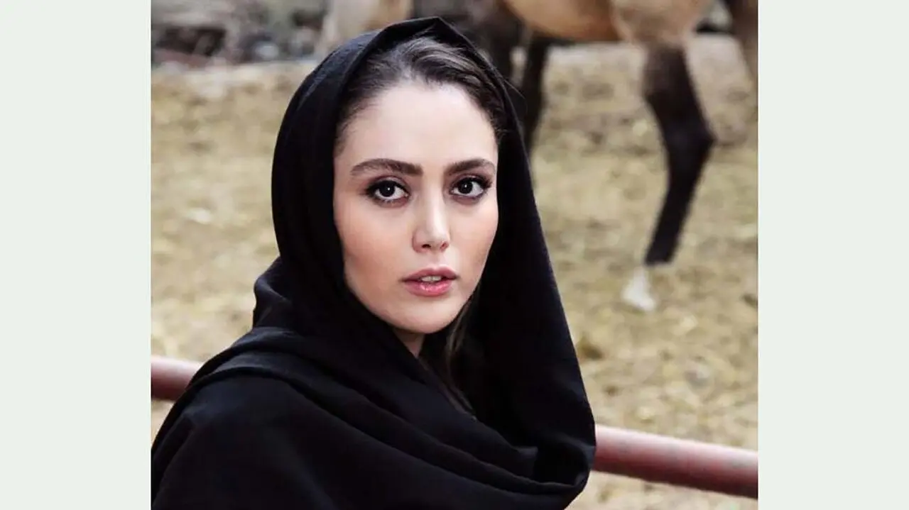 شادی مختاری در این عکس ها شبیه کیست؟! 