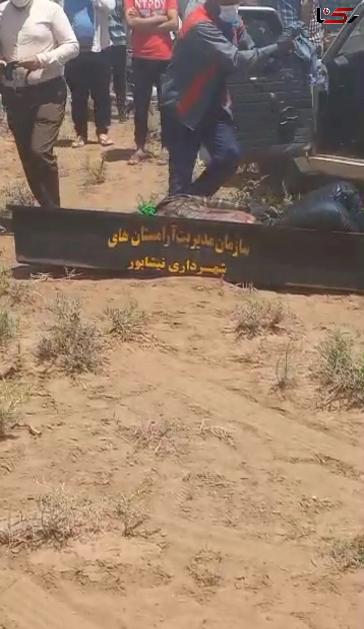 جسدی با طناب سبز رنگ دور گلویش وسط بیابان / سگ‌های گله پرده از مرگ مرموز در نیشابور برداشتند