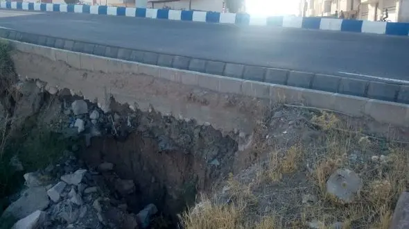 حادثه بیخ گوش مردم هشترود / شهرداری بی توجه است