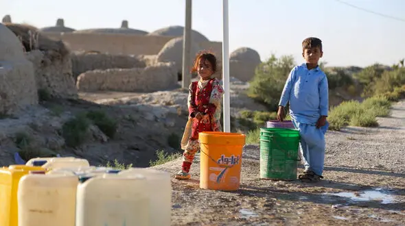 زندگی 400 هزار نفر از مردمان نجیب و اصیل ایران در خطر مرگ است 