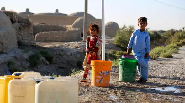 زندگی 400 هزار نفر از مردمان نجیب و اصیل ایران در خطر مرگ است 