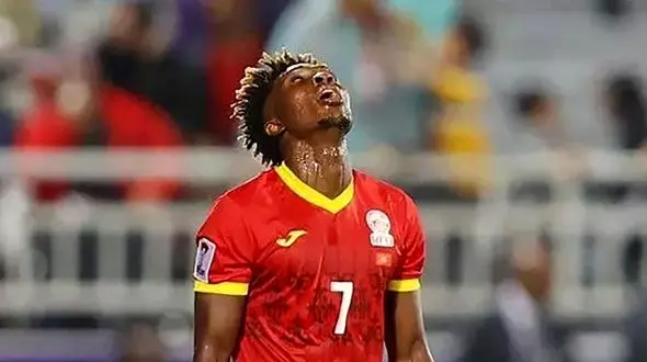 توافق استقلال و کوجو نهایی شد اما با واسطه بدون مجوز! / خطر محرومیت بیخ گوش استقلال