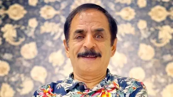 فیلم طنز کوتاه فیلم لحظه به دنیا آمدن عمو رشید در بیمارستان/منفجرمیشوید از خنده!