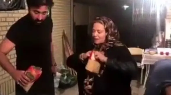فیلم لحظه دعای عجیب بهاره رهنما هنگام درست کردن نذری / همسرش او را همراهی کرد + عکس