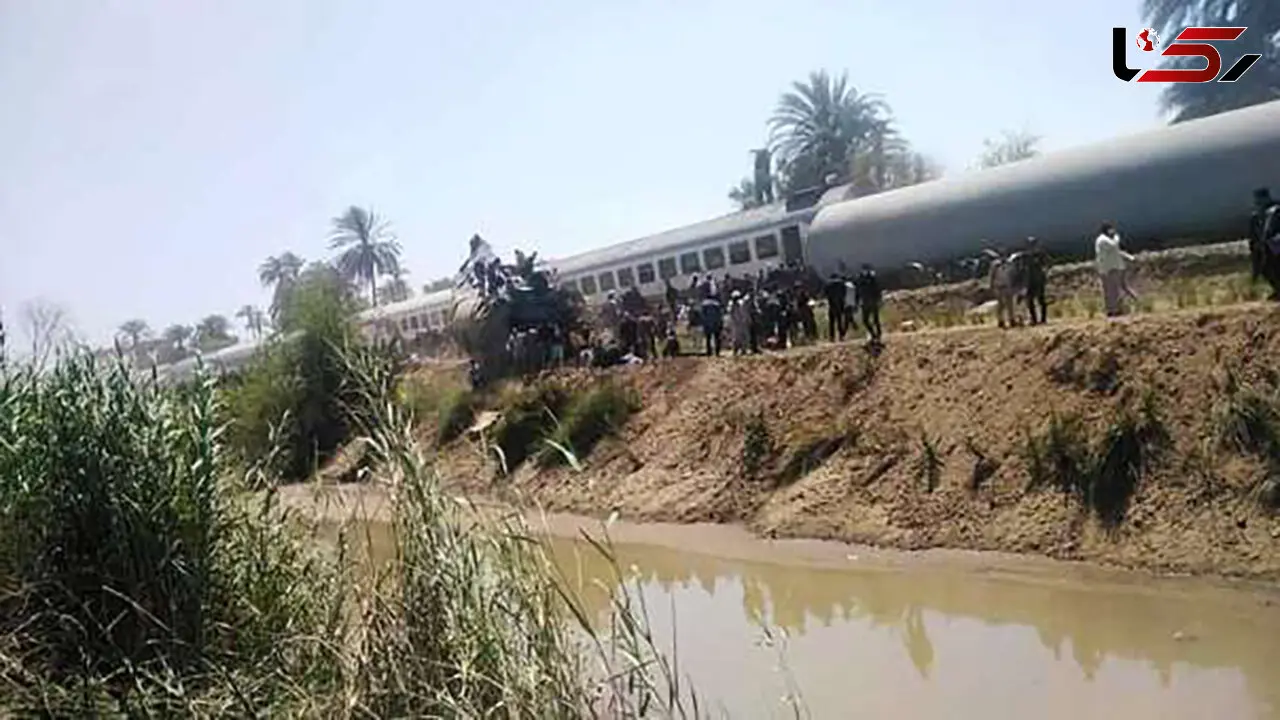 فیلم تصادف شدید 2 قطار در مصر / 32 نفر کشته شدند