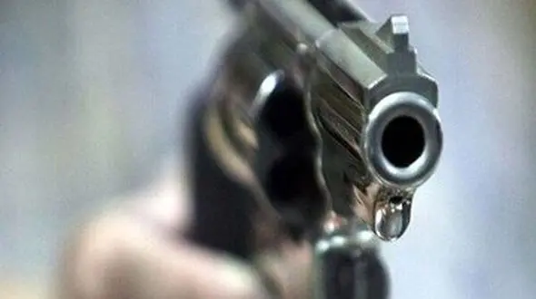 مرد کینه ای خانه ای را در بندر ترکمن به رگبار بست / پلیس وارد عمل شد