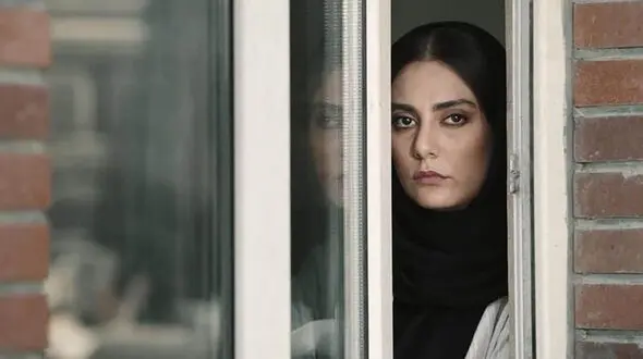 «بی وطن» به کارگردانی حامد کلاهداری آماده نمایش شد