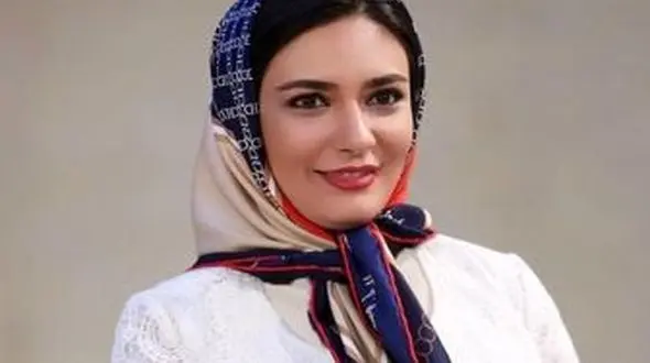 تصویری متفاوت از لیندا کیانی در میان خواهر و برادرانش